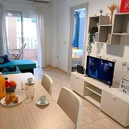 Cozy In Downtown Area Hotel Torrevieja